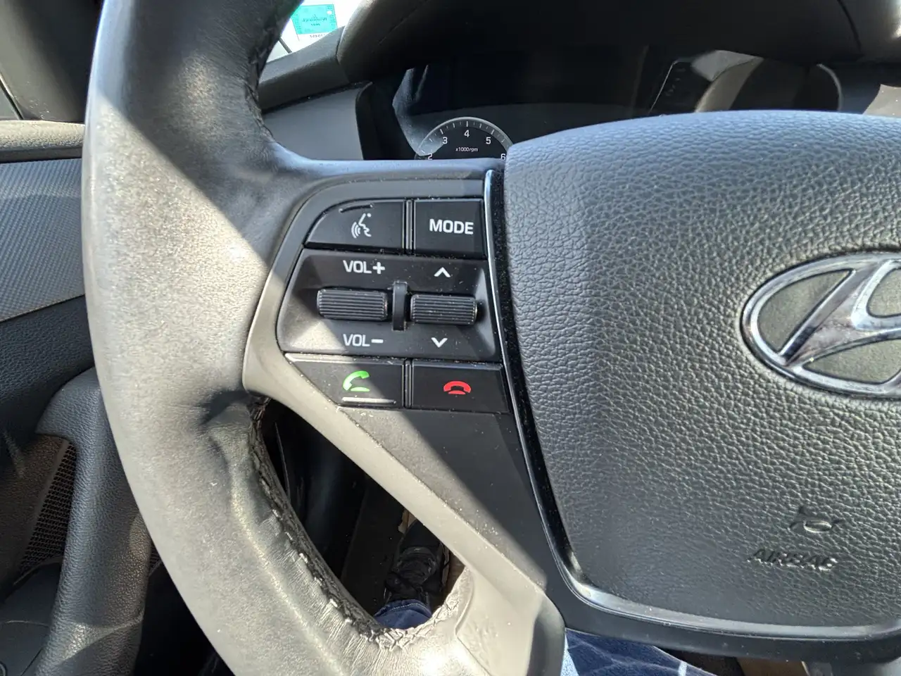 Hyundai SONATA снимка Hyundai SONATA