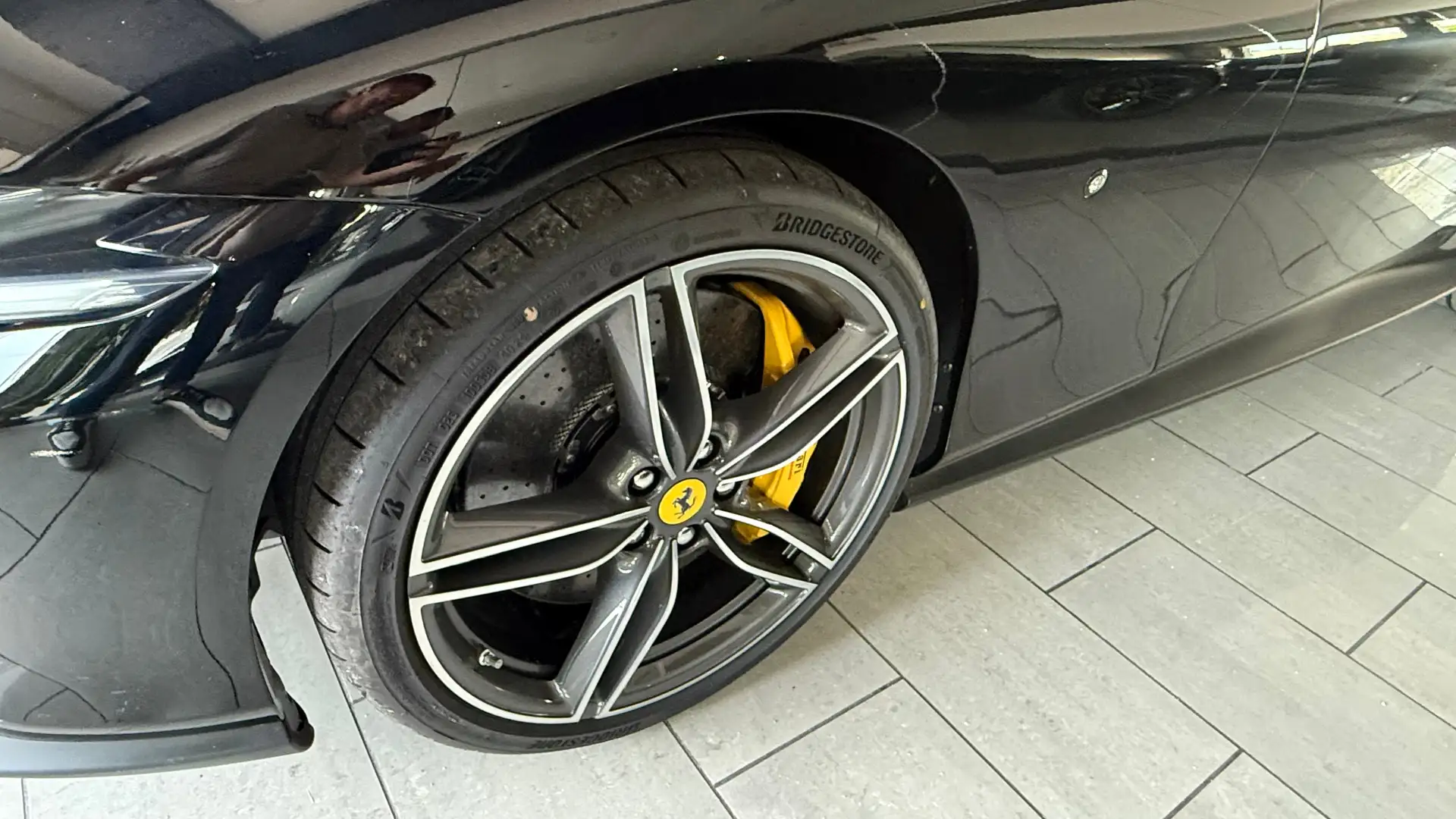 Ferrari Roma Roma Spider 3.9 F1 dct CABRIO UFF ITALIA Nero - 2