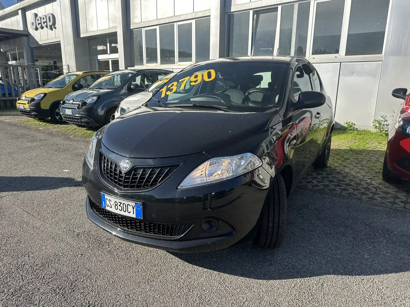 Lancia Ypsilon Ypsilon 1.0 FireFly 5 porte S&S Hybrid Silver Plus Noir - 2