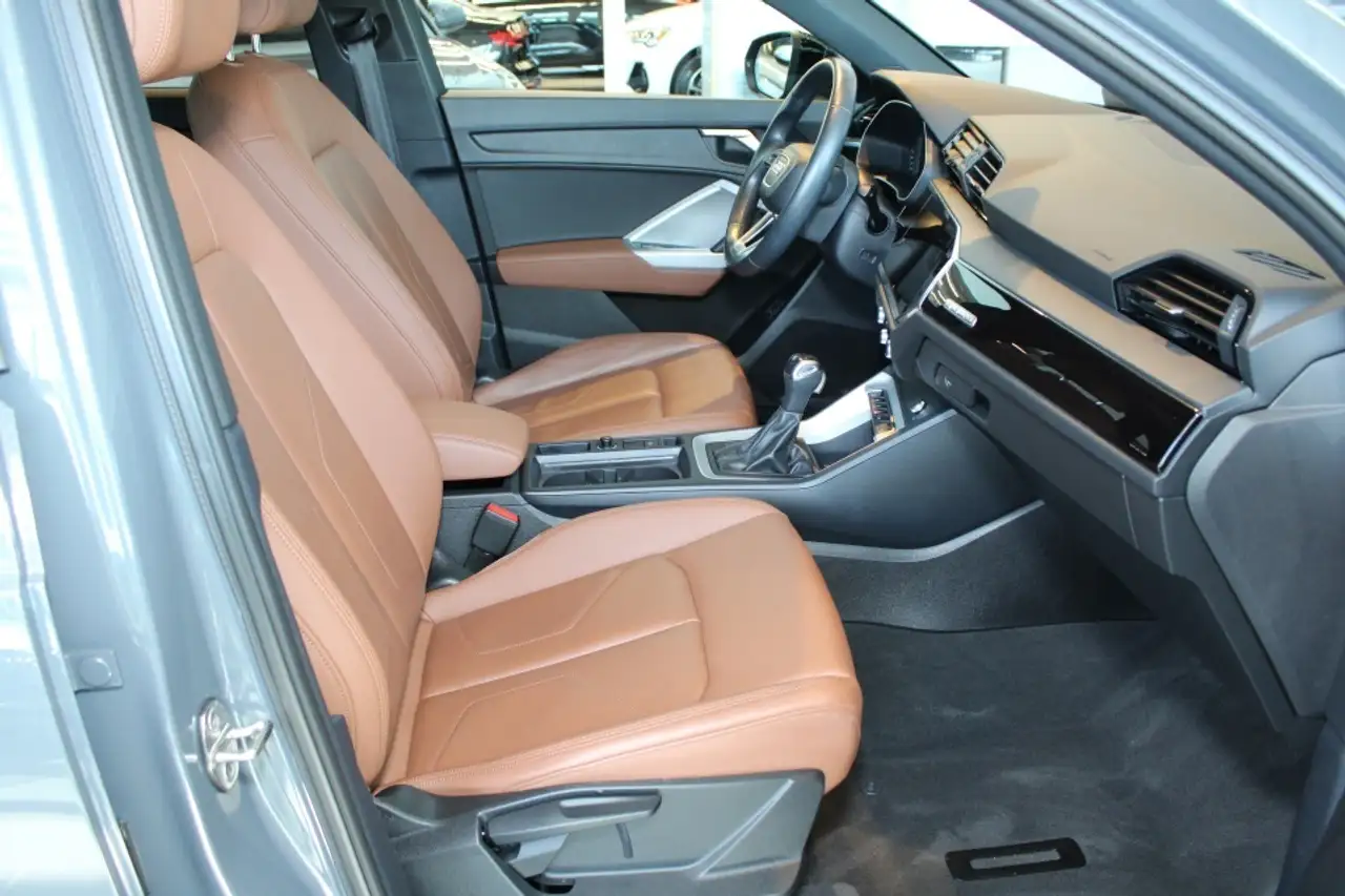 Audi Q3 снимка Audi Q3