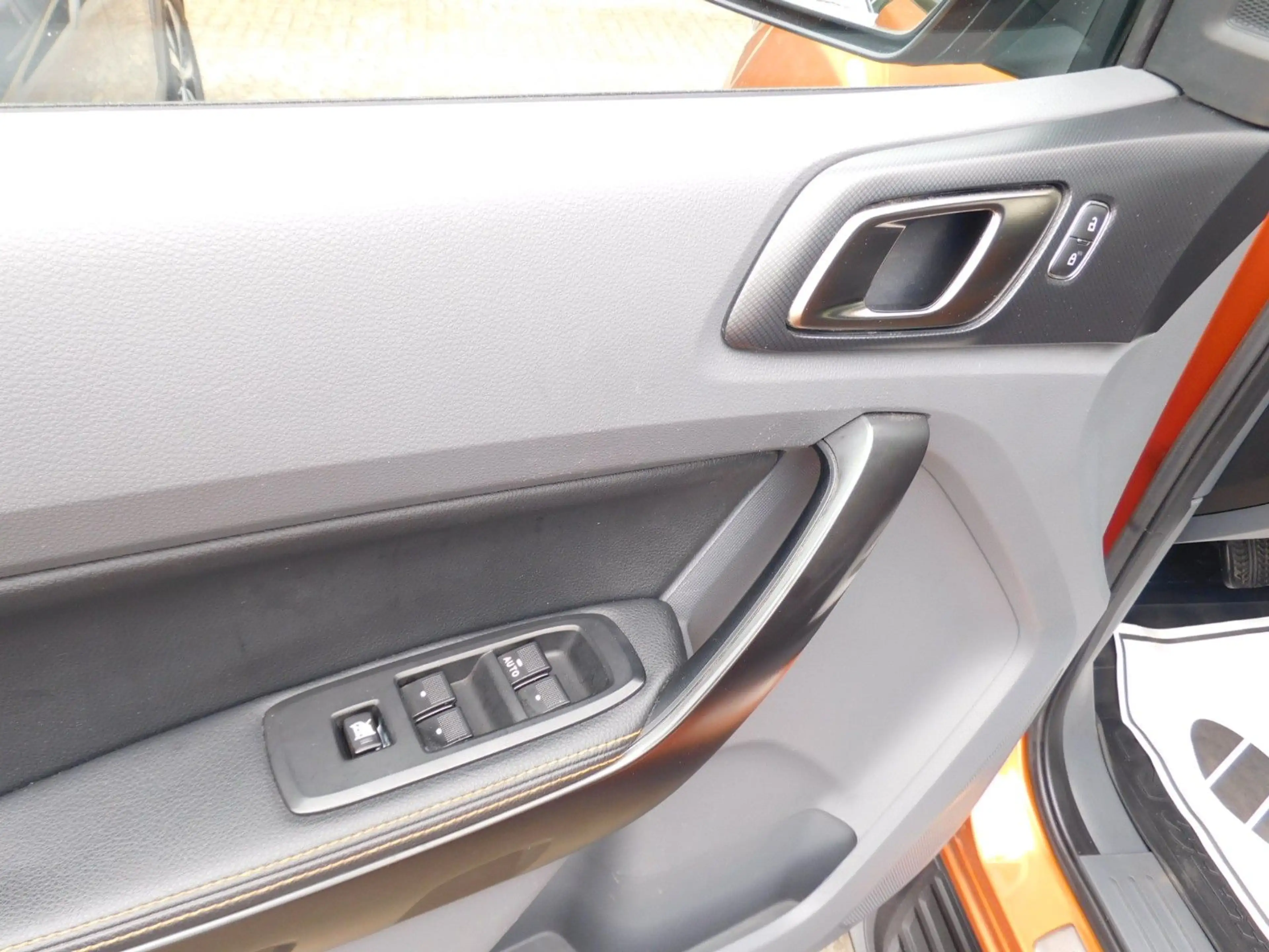 Ford Ranger Wildtrak Doppelkabine 4x4 AHK — photo 33