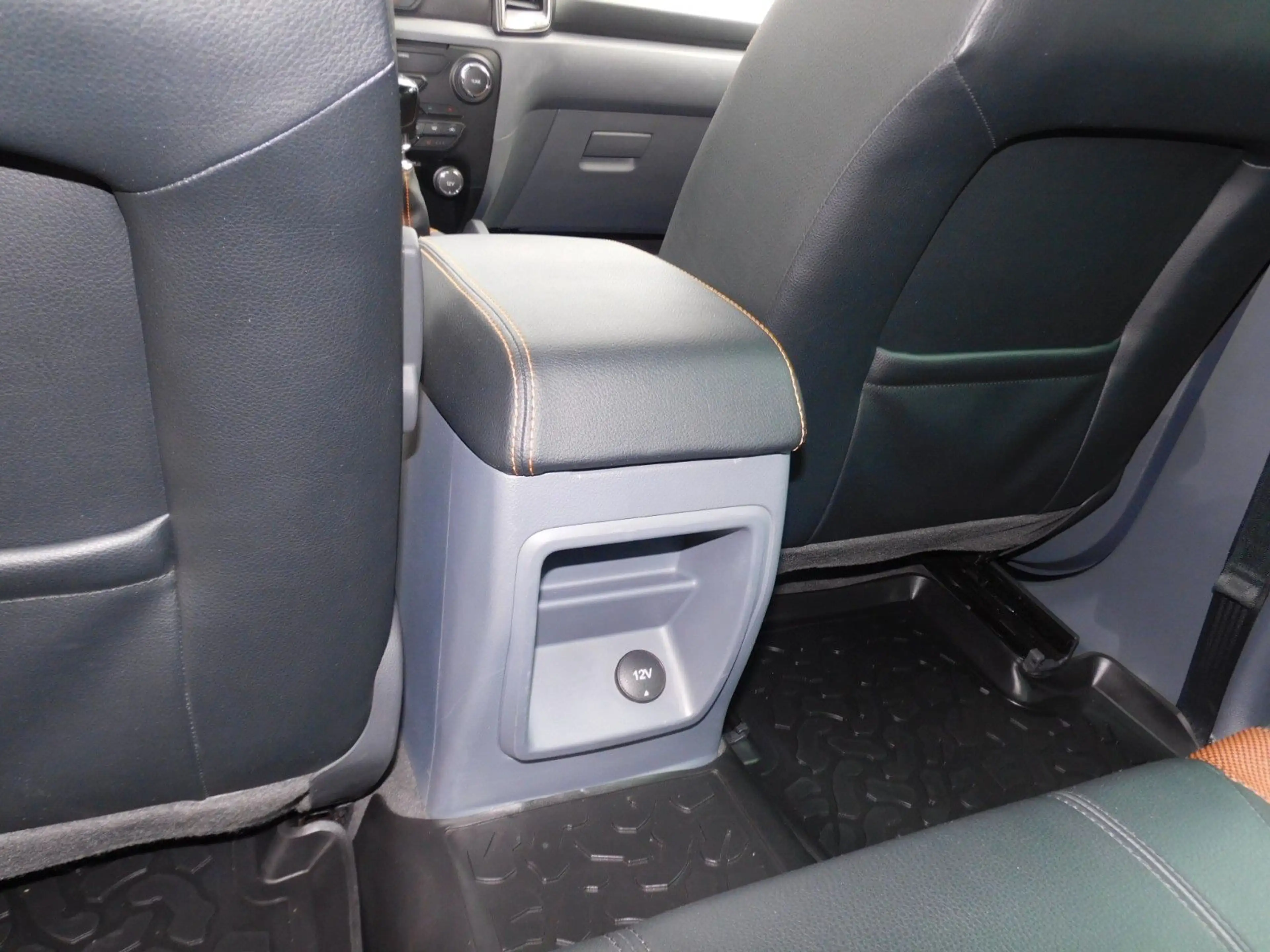 Ford Ranger Wildtrak Doppelkabine 4x4 AHK — photo 27