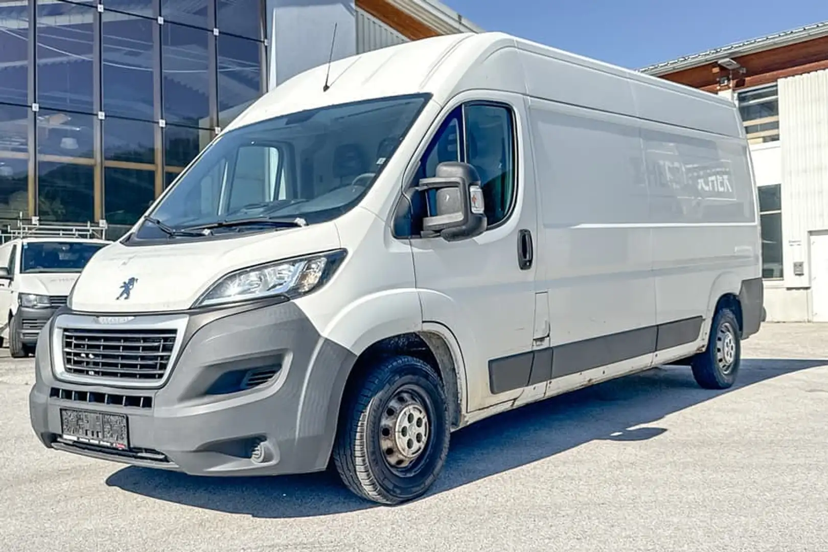 Peugeot Boxer 3300 2,2 Hdi 130 Weiß - 1