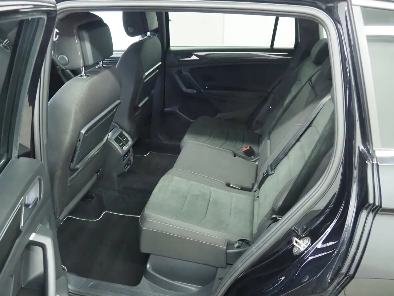 Volkswagen Tiguan VW Tiguan Alls. HL TDI 4MOTION DSG 5-Sitzer, миниатюра 12