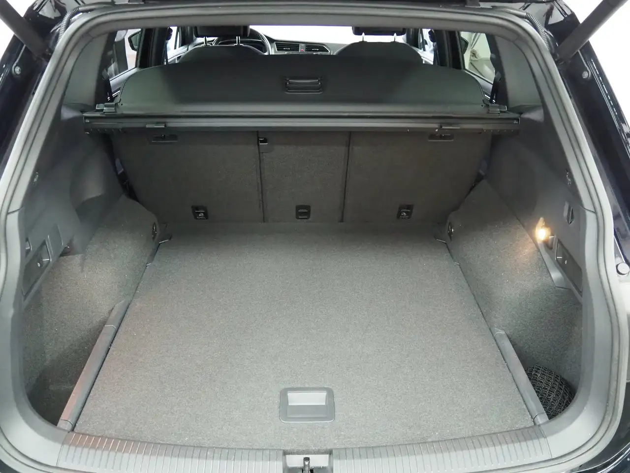 Volkswagen Tiguan VW Tiguan Alls. HL TDI 4MOTION DSG 5-Sitzer, миниатюра 13