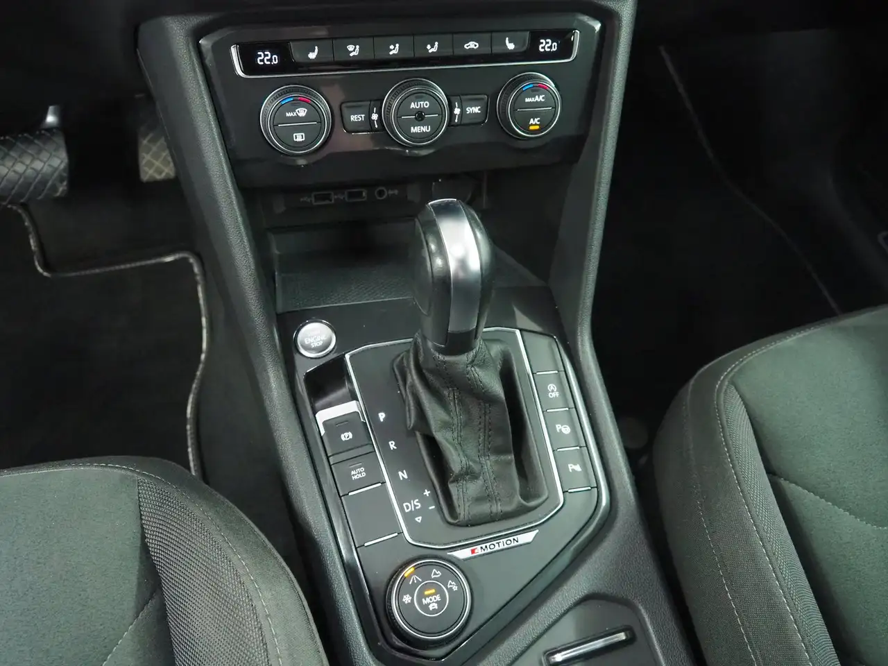 Volkswagen Tiguan VW Tiguan Alls. HL TDI 4MOTION DSG 5-Sitzer, миниатюра 7