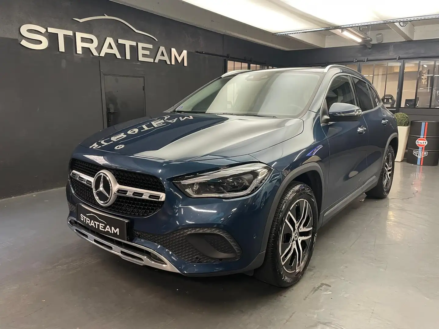 Mercedes-Benz GLA 250 250 E PROGRESSIVE LINE DCT Carac250 E PROGRESSIVE LINE DCT Bleu - 1