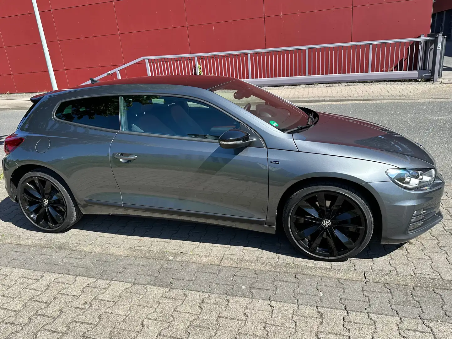 Volkswagen Scirocco Scirocco 2.0 TSI BlueMotion Technology Allstar Szürke - 2
