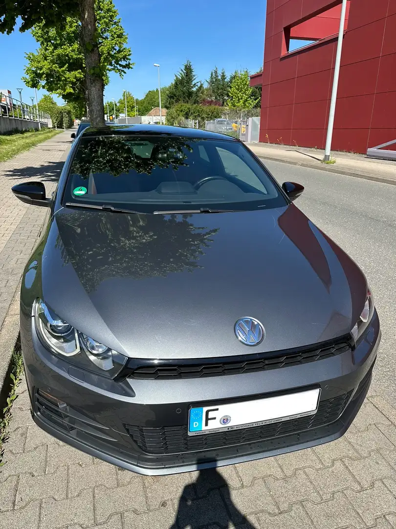 Volkswagen Scirocco Scirocco 2.0 TSI BlueMotion Technology Allstar Šedá - 1