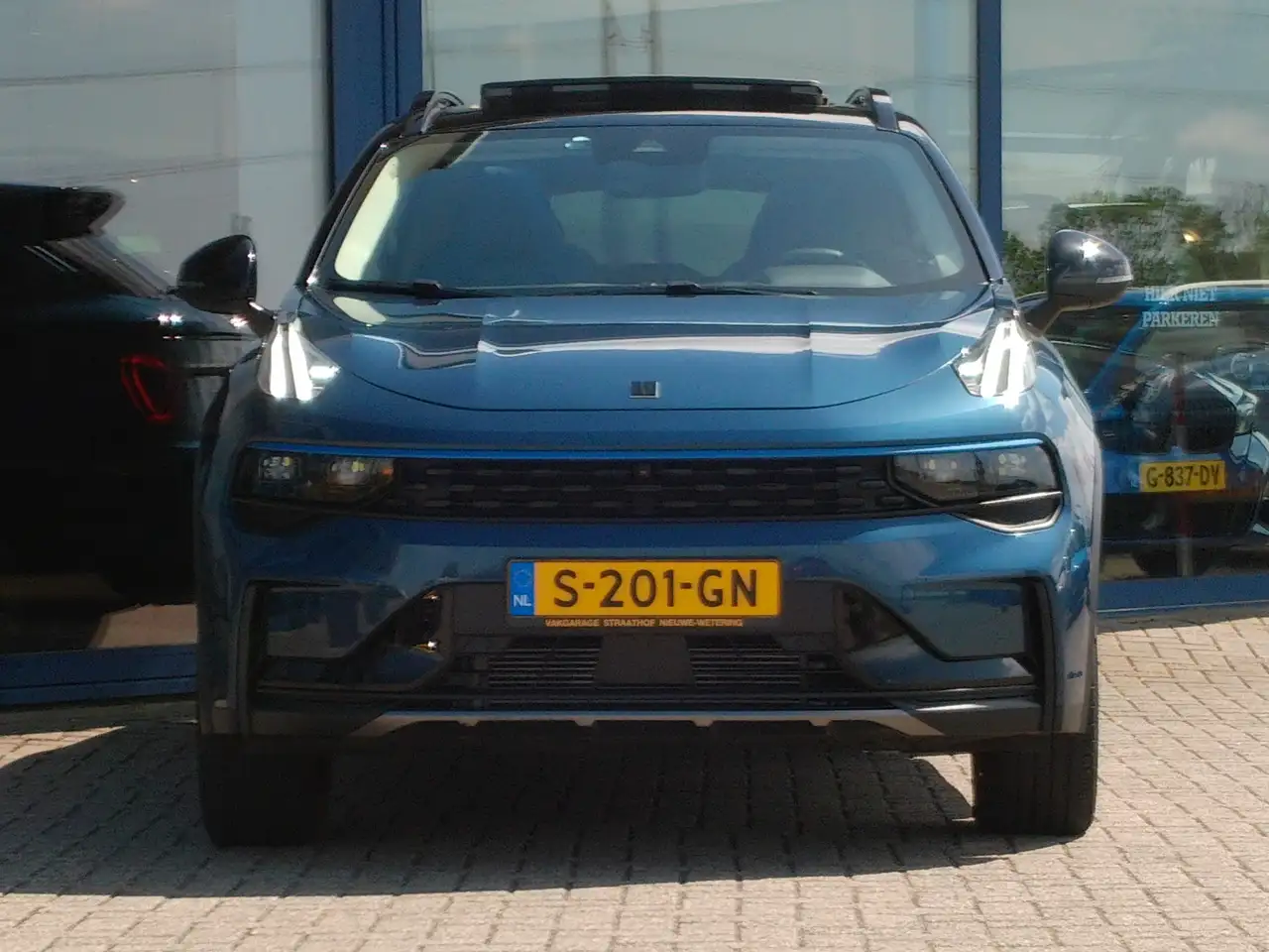 Lynk & Co 01 2023