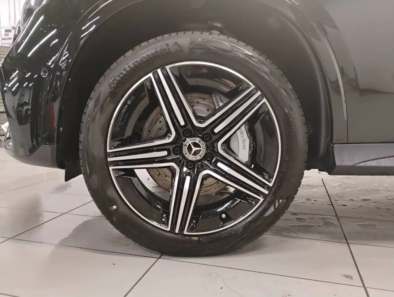 Mercedes-Benz GLC снимка Mercedes-Benz GLC