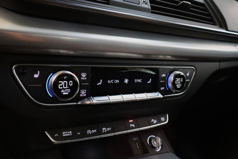 Audi Q5 40 TDI S-Line Sport Quattro S-Tronic Virtual — photo 14