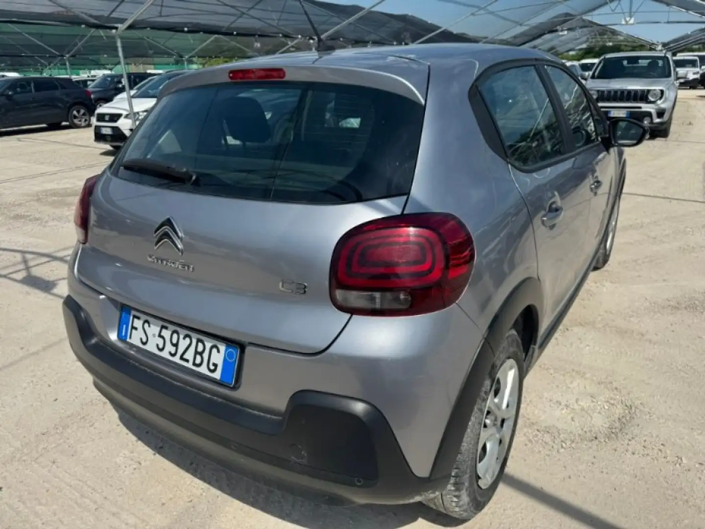 Citroen C3 PureTech 82 S&S Feel Grigio - 2