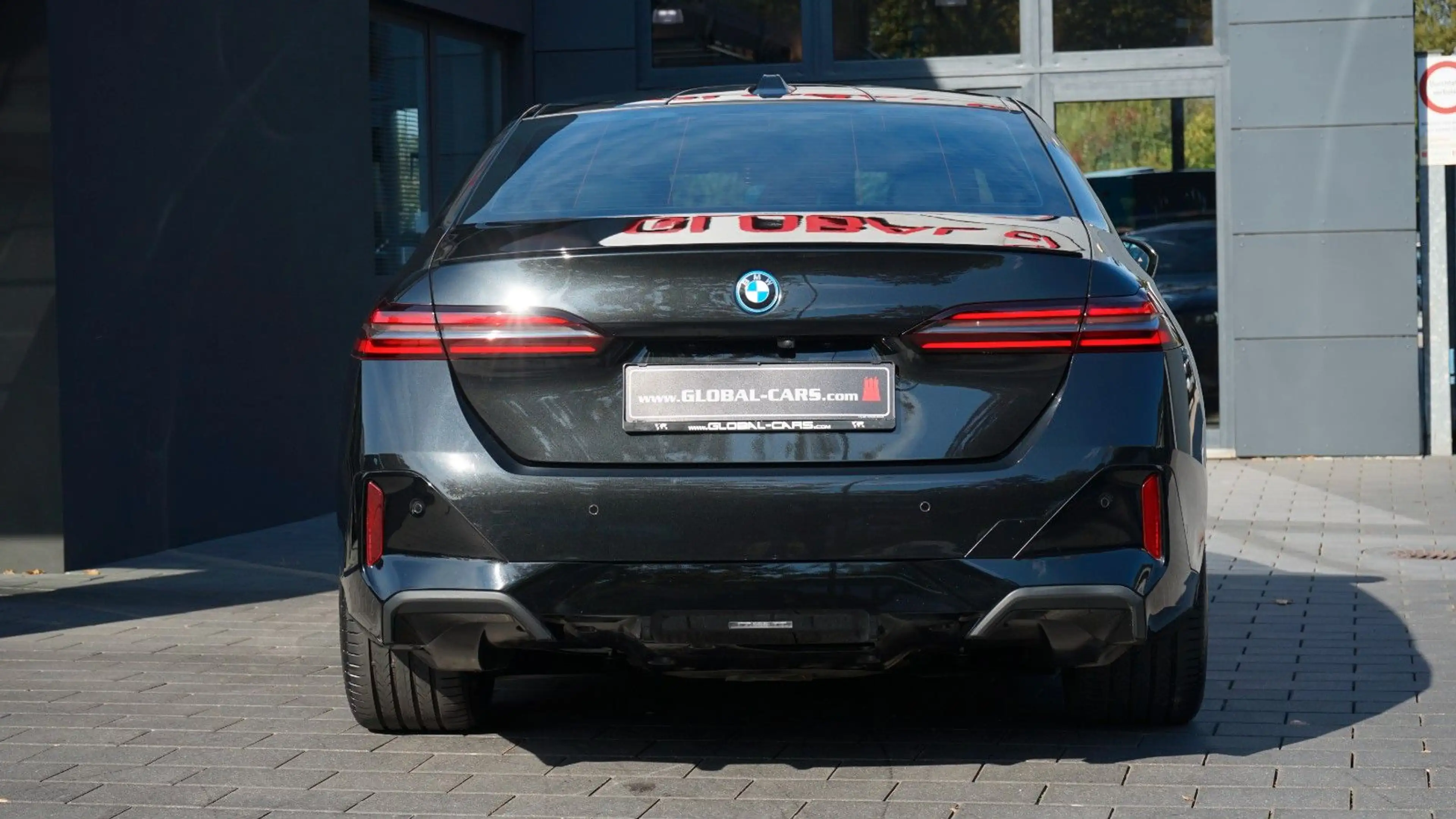 BMW i5 40e M-SPORTPAKET*PANO*PRO PAKET*INNOVATION — photo 15