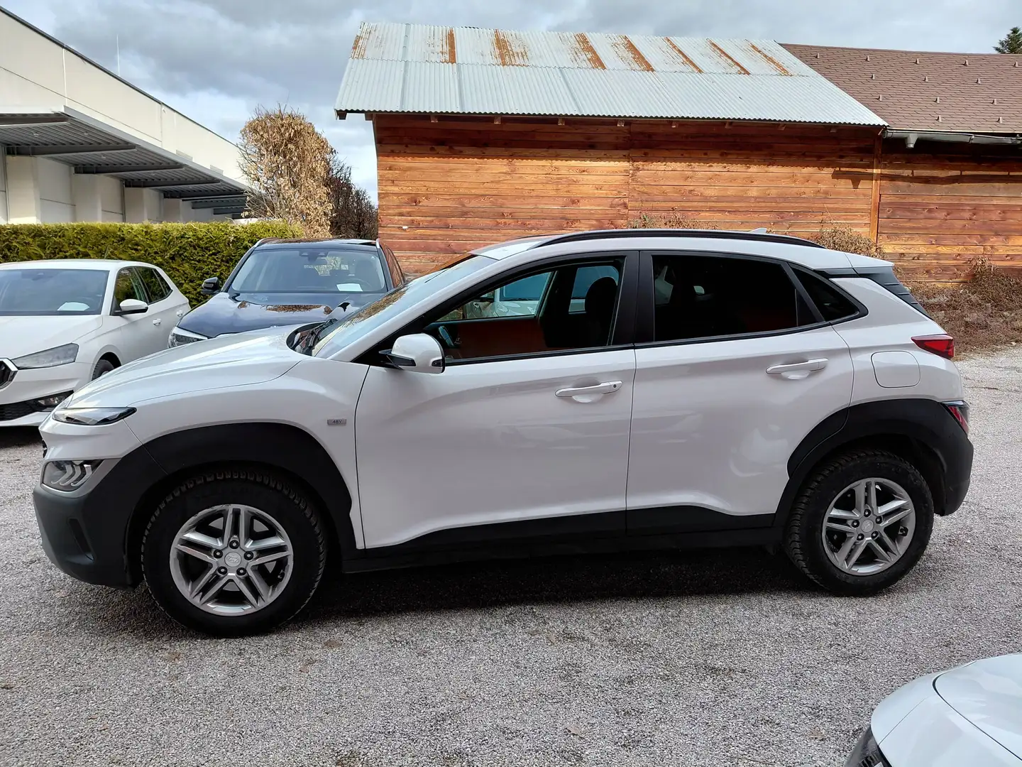 Hyundai KONA T-GDI 2WD 48V Trend Line * Kamera, Tempomat, usw.* Weiß - 2