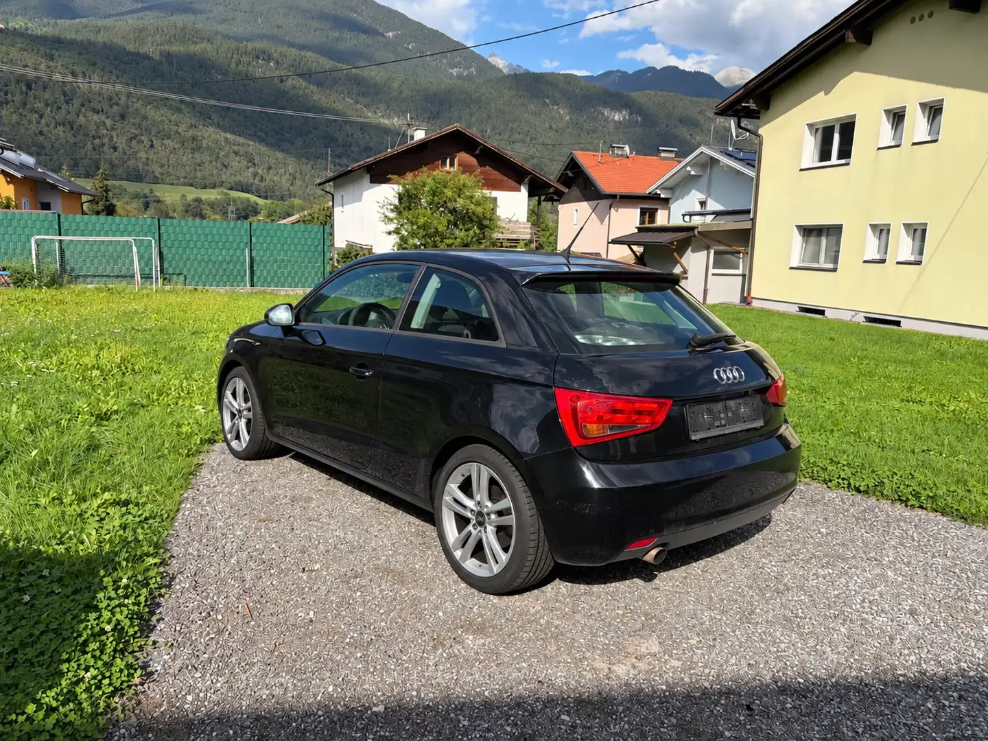 Audi A1 A1 1,2 TFSI Ambition Ambition Schwarz - 2