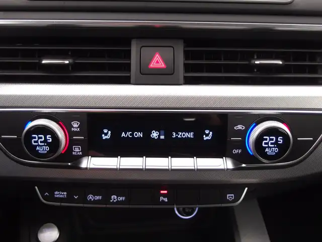 Audi A4 view 28