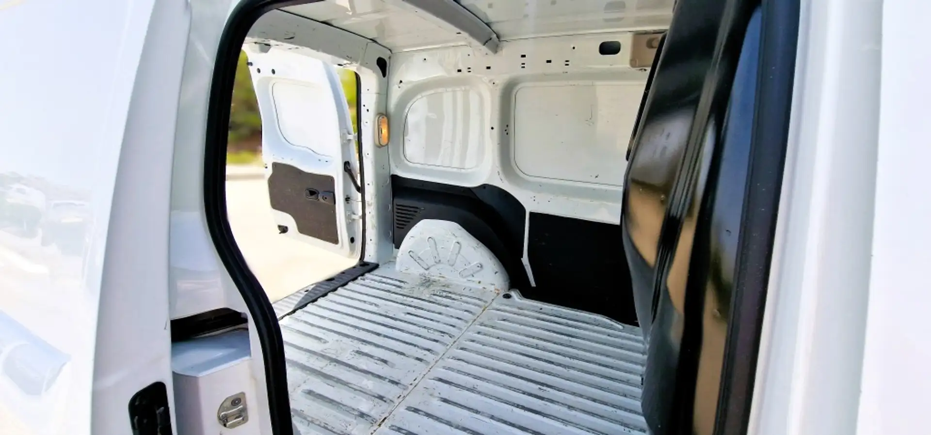 Renault Kangoo Combi 1.5dCi En. Profesional N1 66kW Blanco - 2