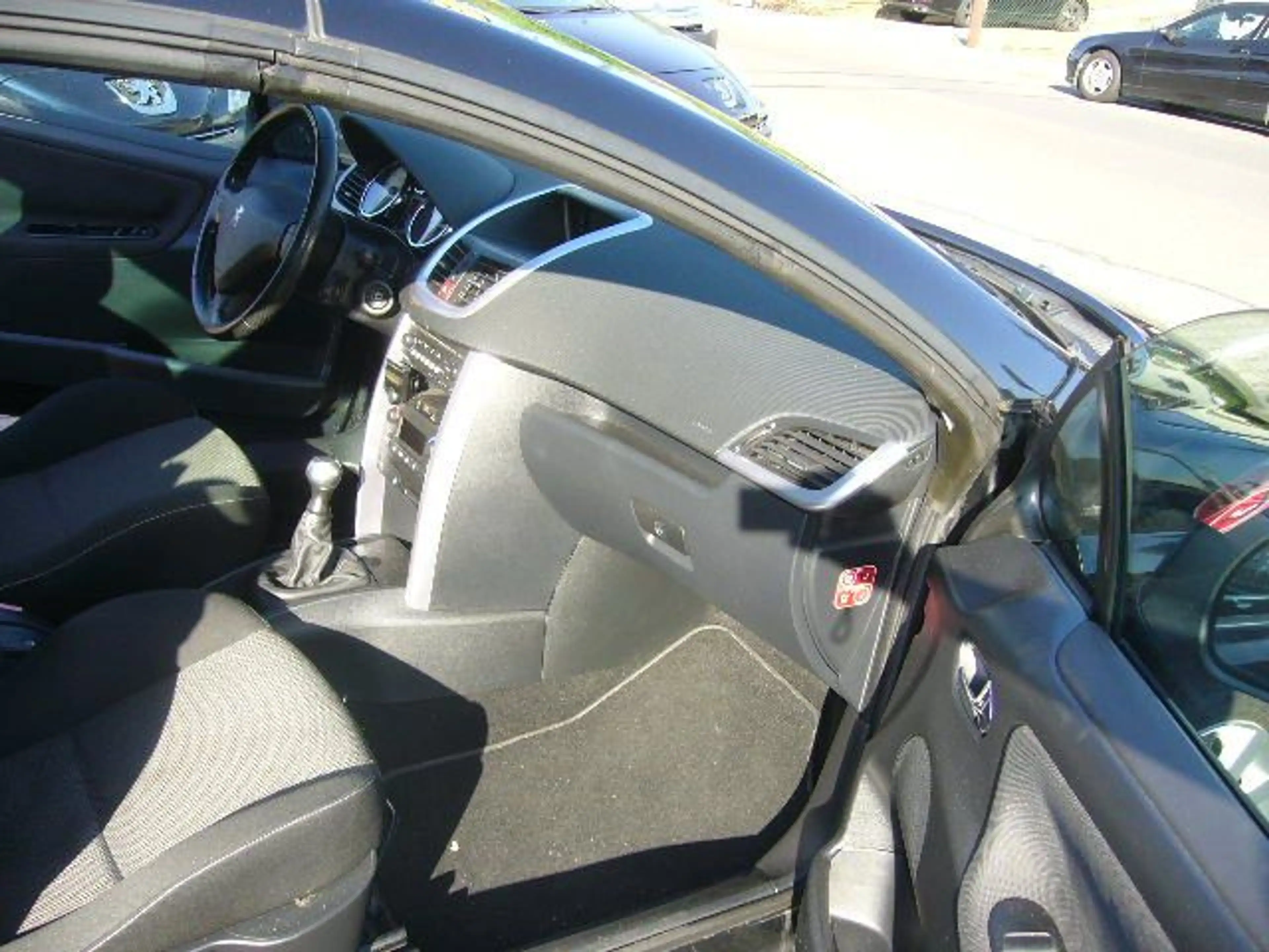 Peugeot 207 CC*1,6*voll-Service* — photo 8