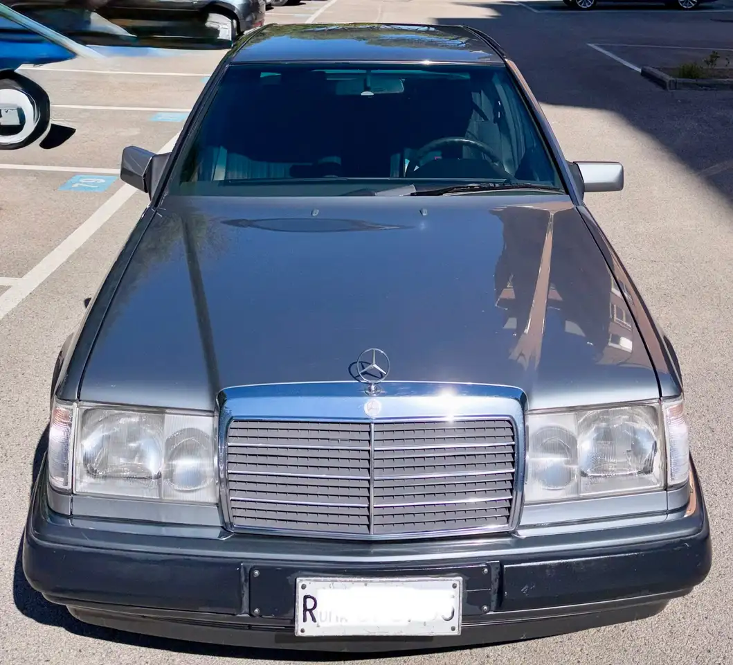 Mercedes-Benz E 200 Elegance, foto 5