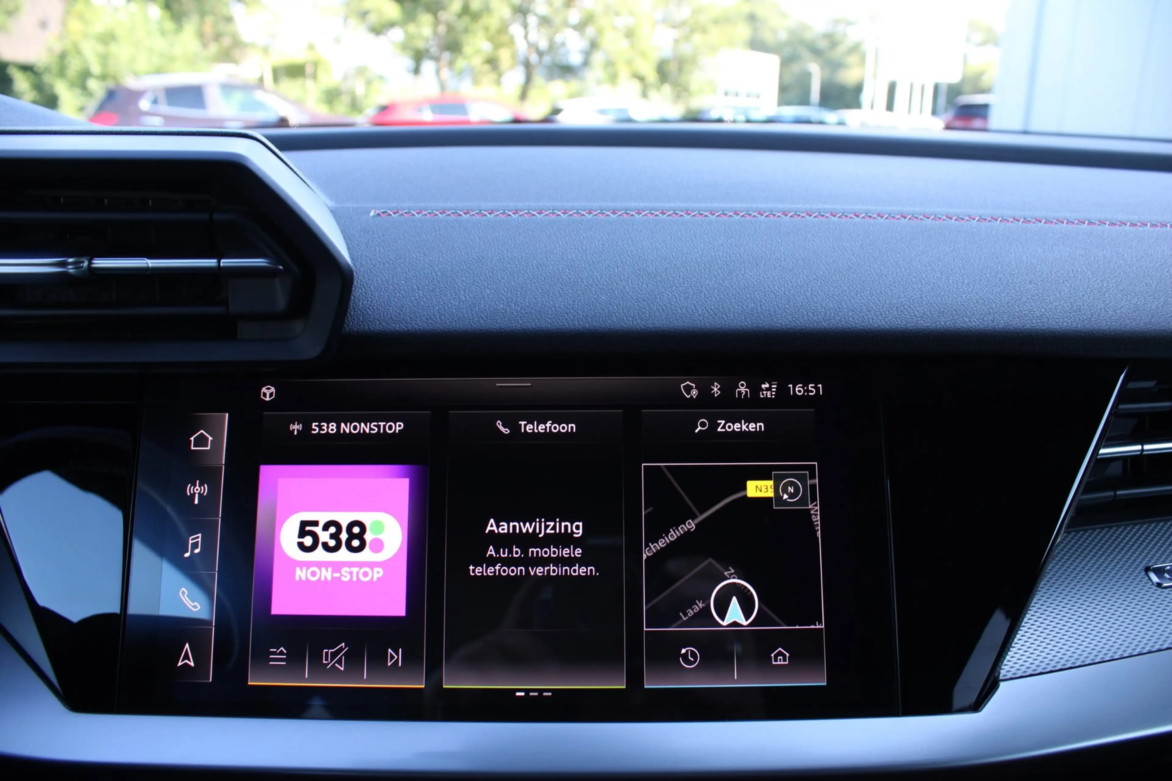 Audi A3 Sportback 45 TFSI e S edition Competition S-Line A — photo 17