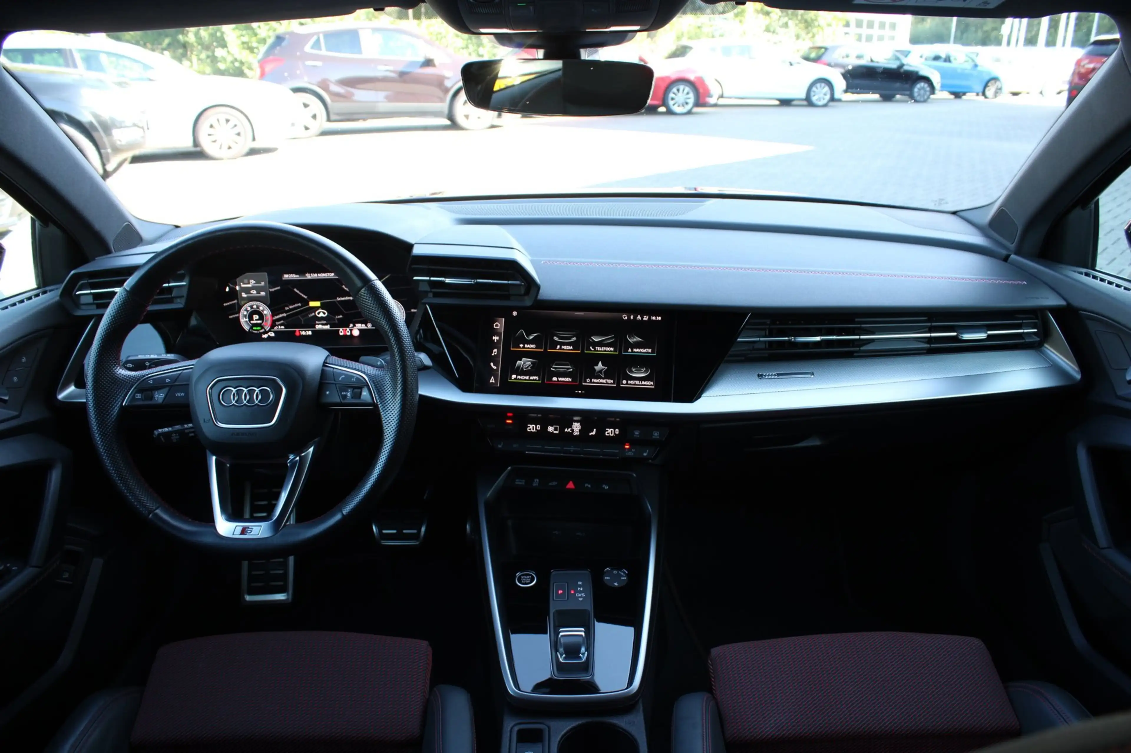 Audi A3 Sportback 45 TFSI e S edition Competition S-Line A — photo 8