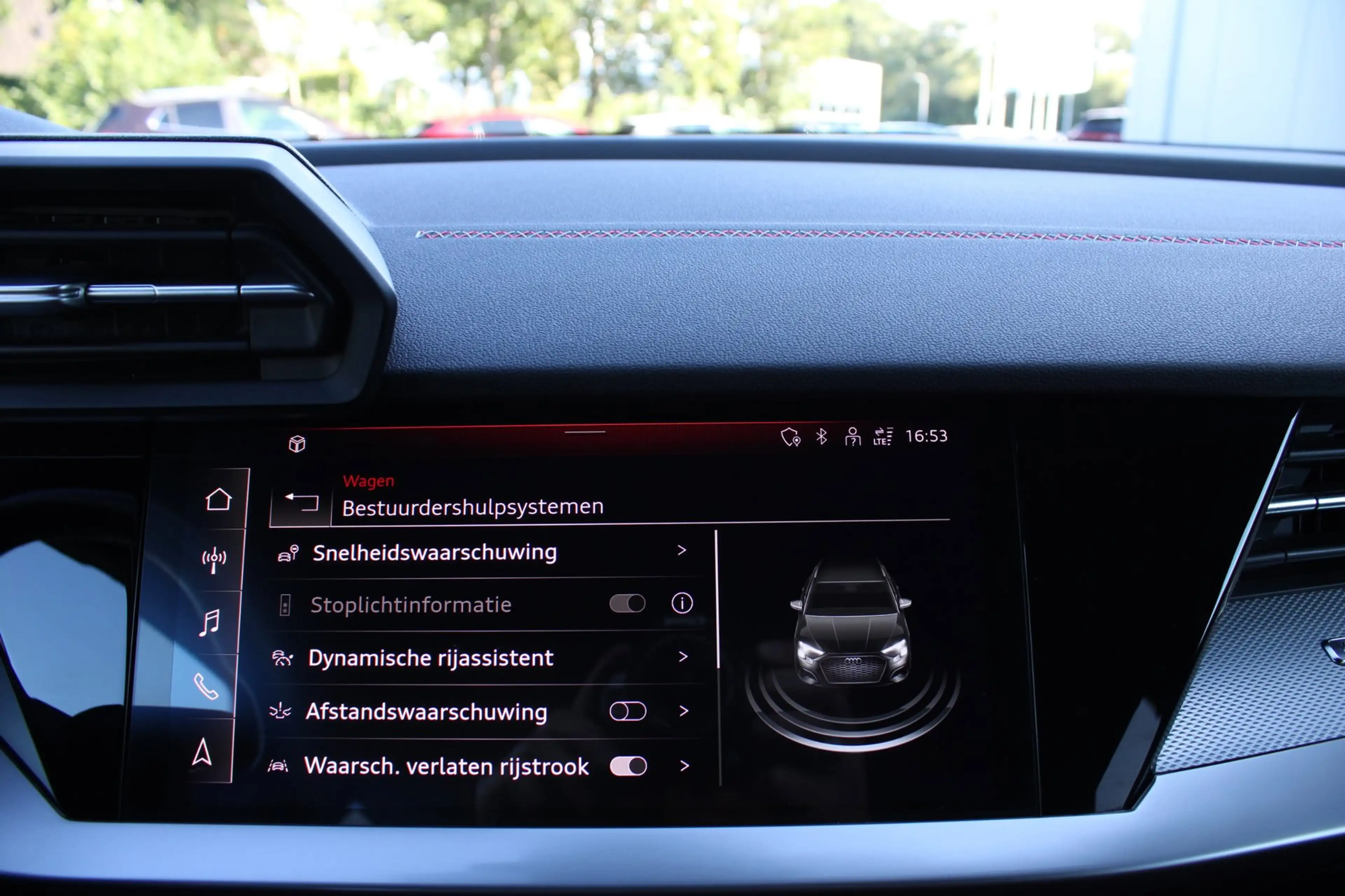 Audi A3 Sportback 45 TFSI e S edition Competition S-Line A — photo 28