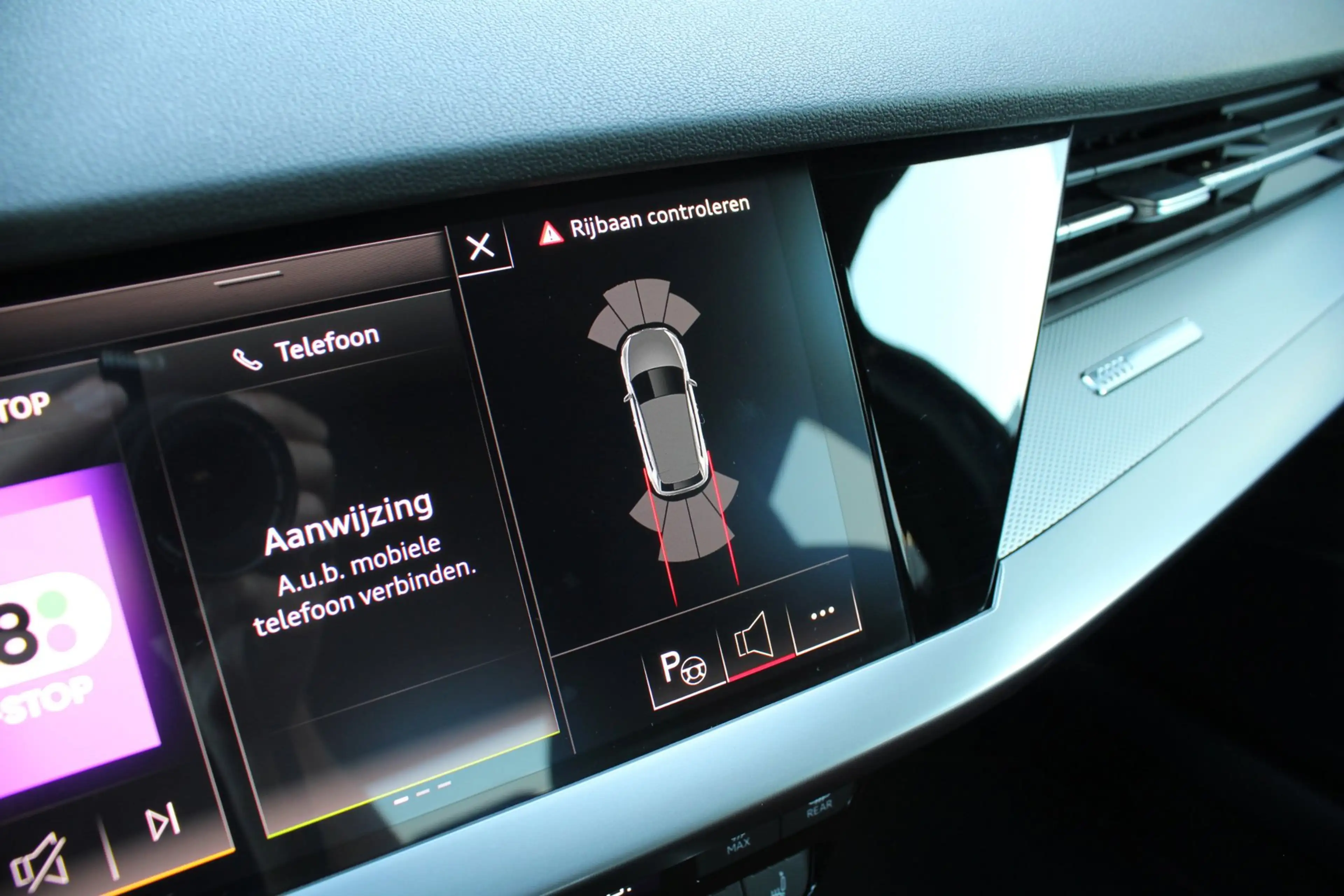 Audi A3 Sportback 45 TFSI e S edition Competition S-Line A — photo 45