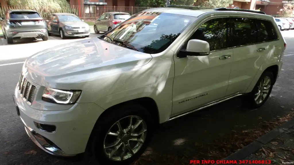 Jeep Grand Cherokee 2013 из Европы — купить под ключ