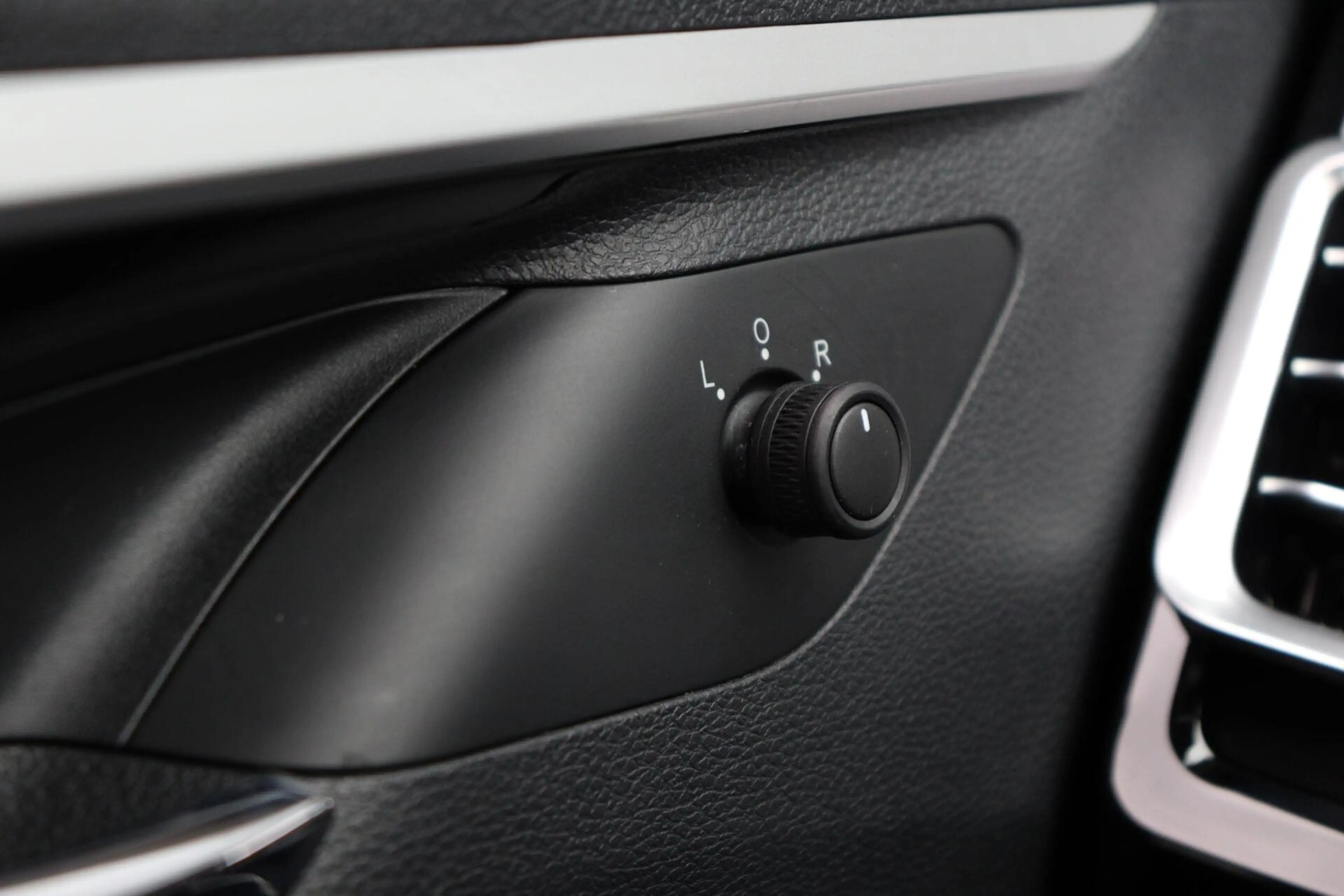Maxus T90 EV Pick-up 89kWh WLTP 470KM l DUBBEL CABINE l LEDE — photo 28