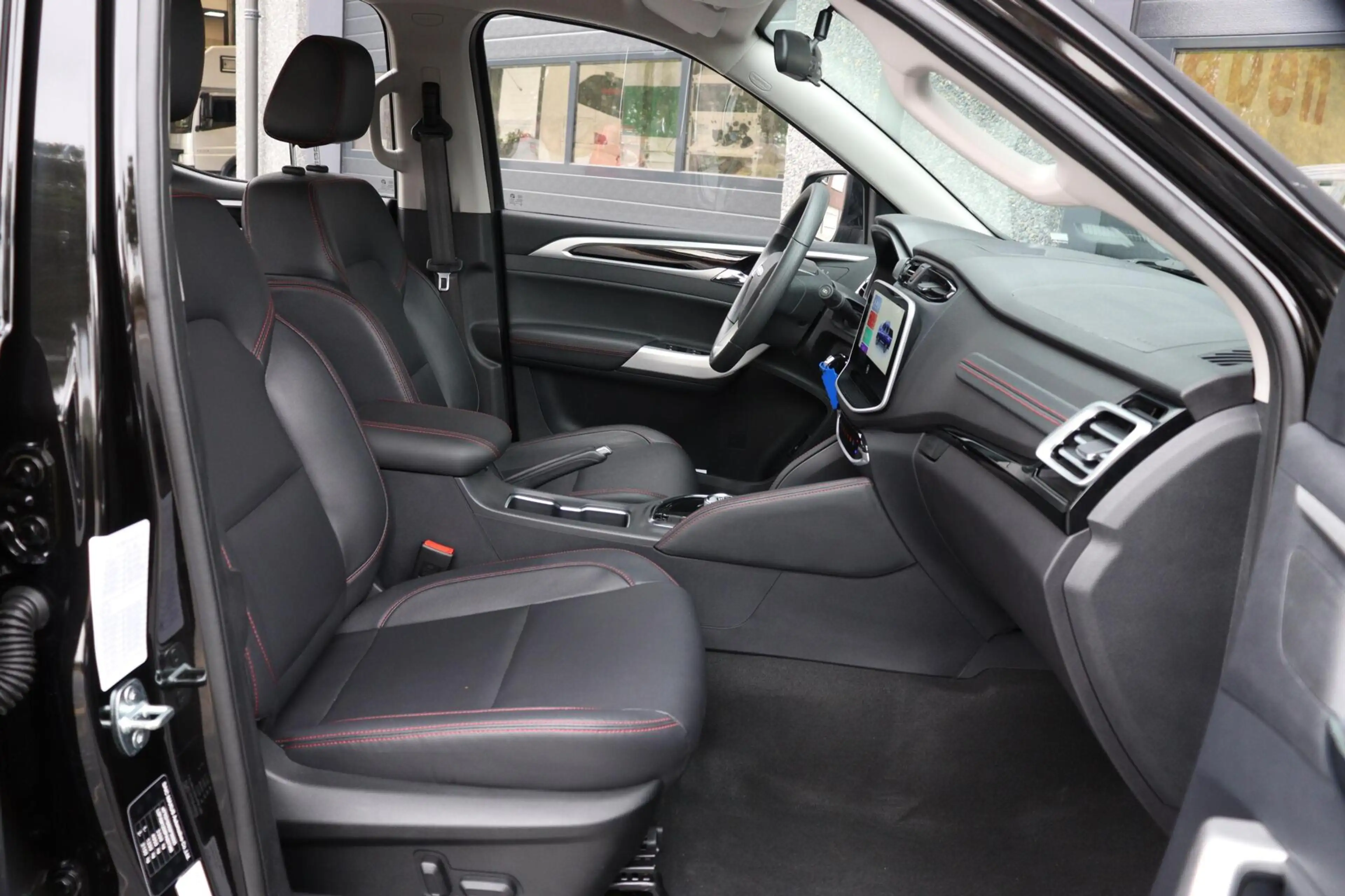 Maxus T90 EV Pick-up 89kWh WLTP 470KM l DUBBEL CABINE l LEDE — photo 18