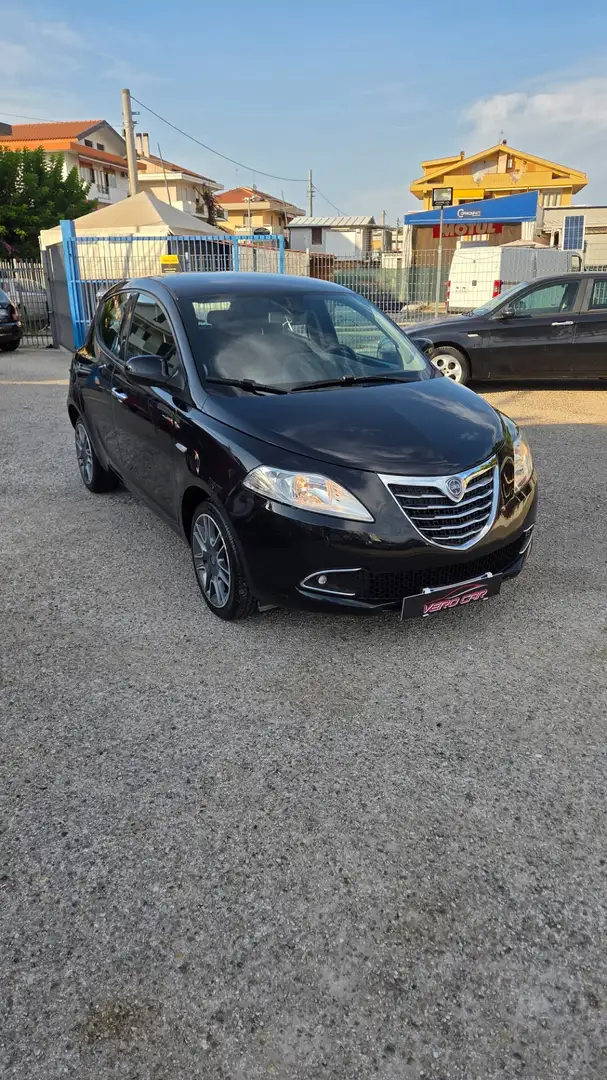 Lancia Ypsilon Ypsilon 1.2 69 CV 5 porte GPL Ecochic Platinum Nero - 1