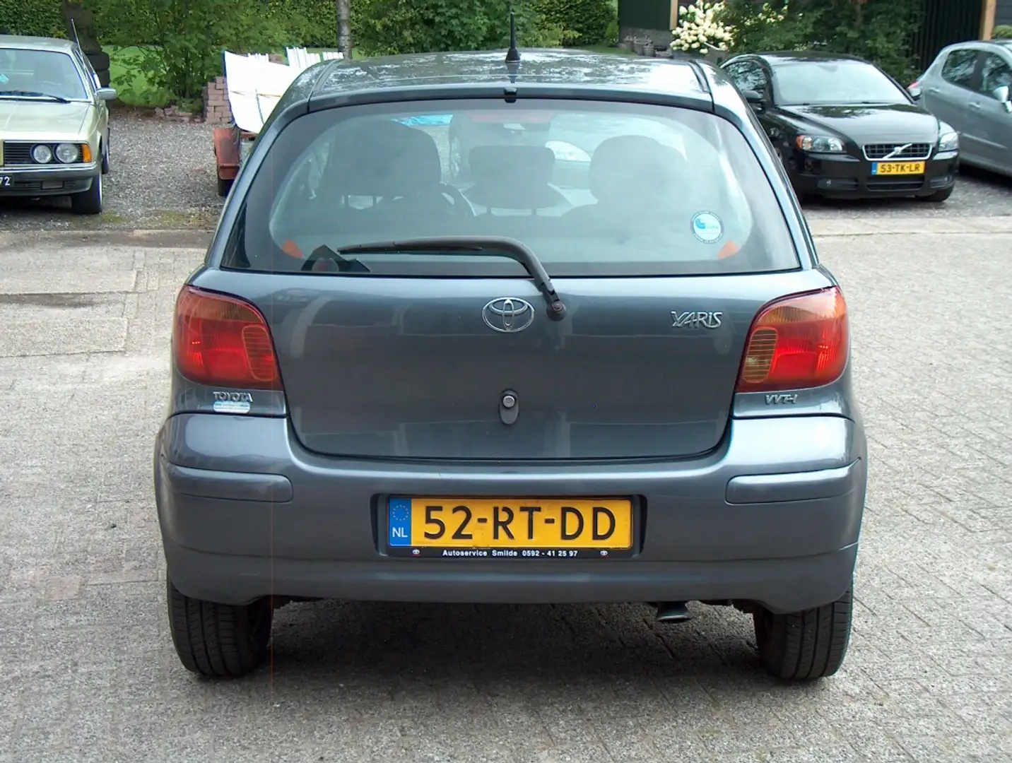 Toyota Yaris 1.0 VVT-i S-Line Gris - 2