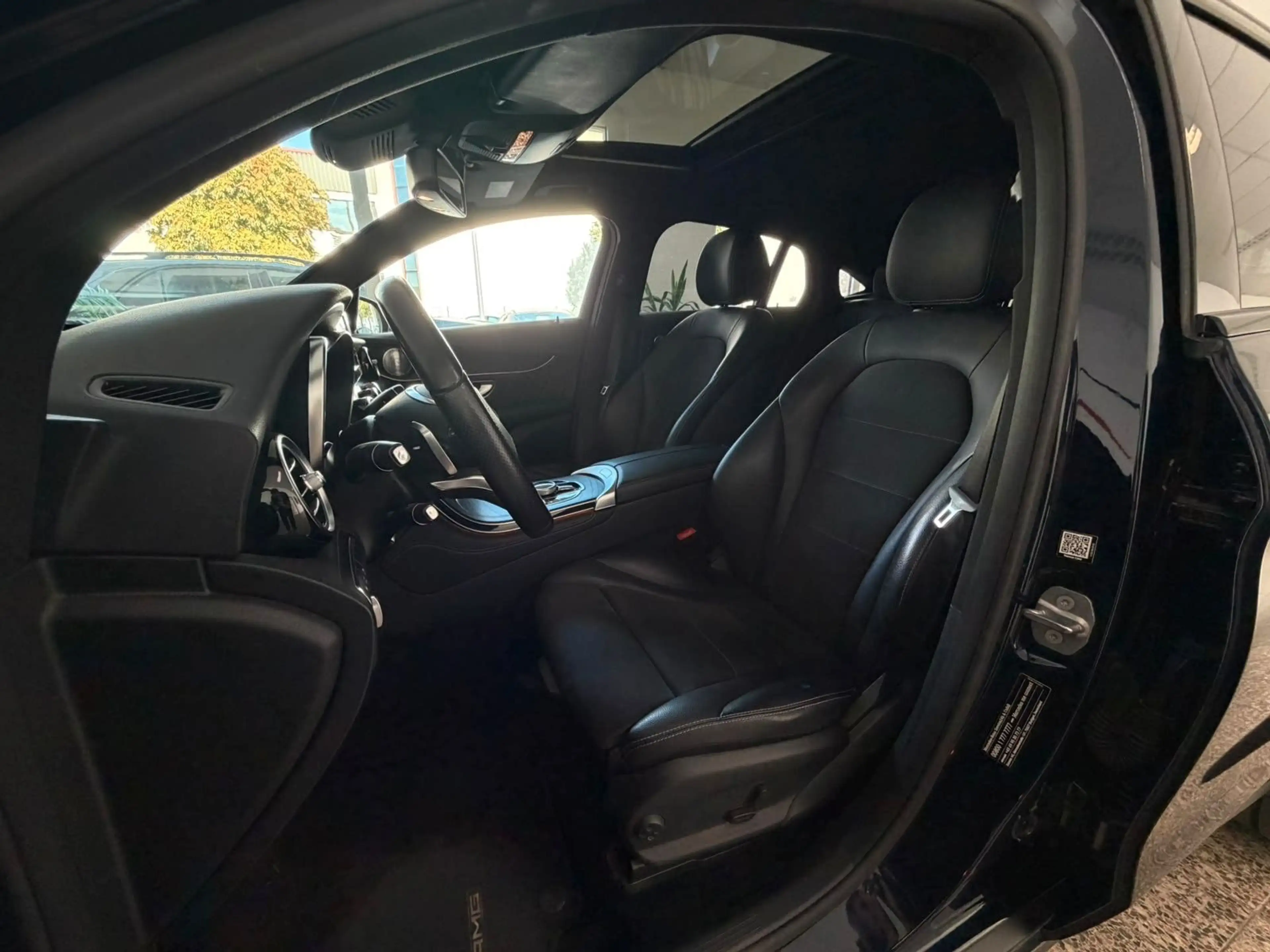 Mercedes-Benz GLC 250 Coupe 4Matic AMG Night Paket S-Dach 360° — photo 12