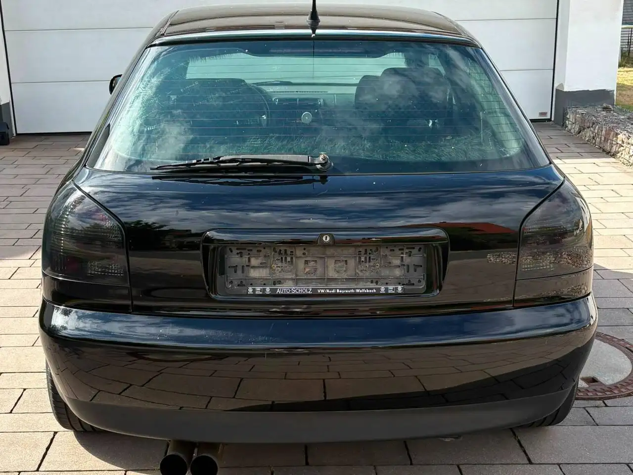 Audi A3 1.8 Attraction, foto 3