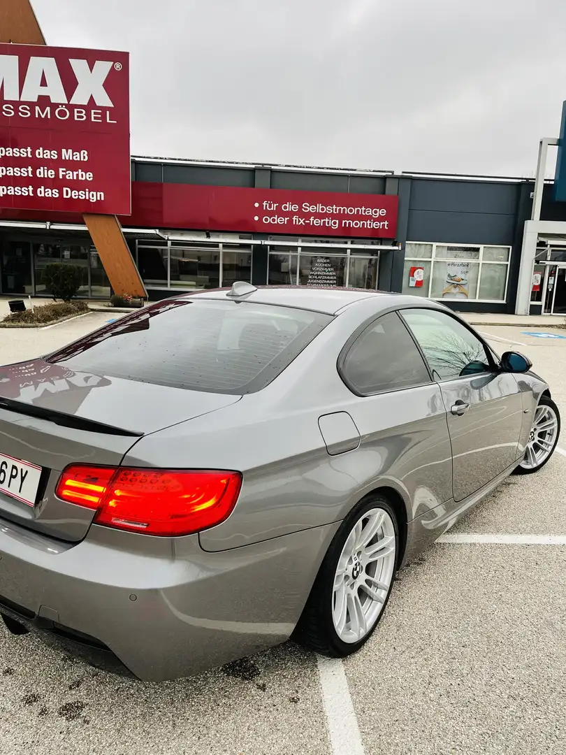 BMW 320 320d Coupe - 2