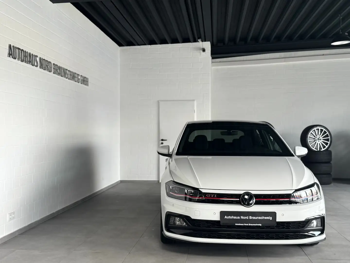 Volkswagen Polo GTI 2.0 TSI DSG*Digital Cockpit*Pano*Beats* Weiß - 2