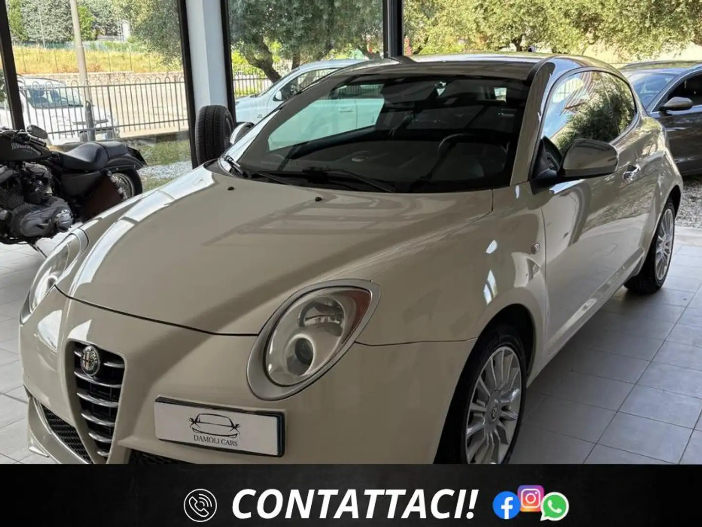Alfa Romeo MiTo MiTo 1.4 t. Distinctive Gpl 120cv Bianco - 1