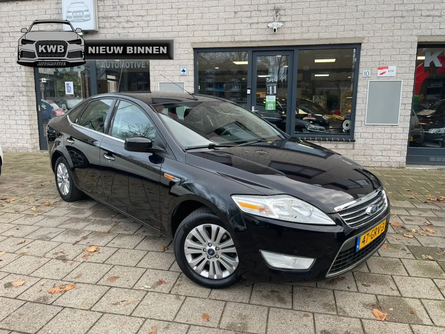 Ford Mondeo 2.0-16V Ghia Apk NAP Beurt Schwarz - 1