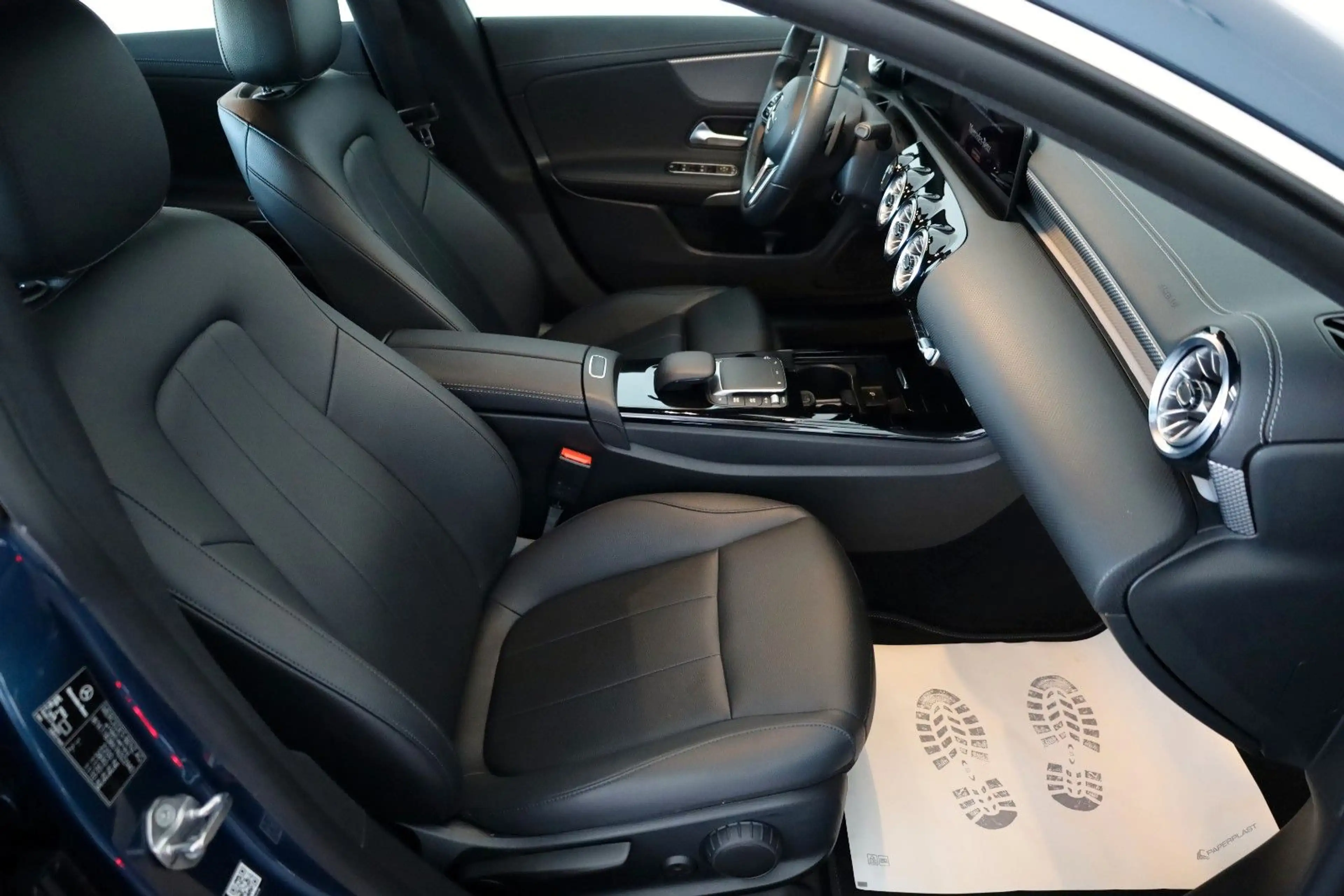 Mercedes-Benz CLA 250 e Coupé Leder,Navi,LED,Kamera,Park Paket — photo 5