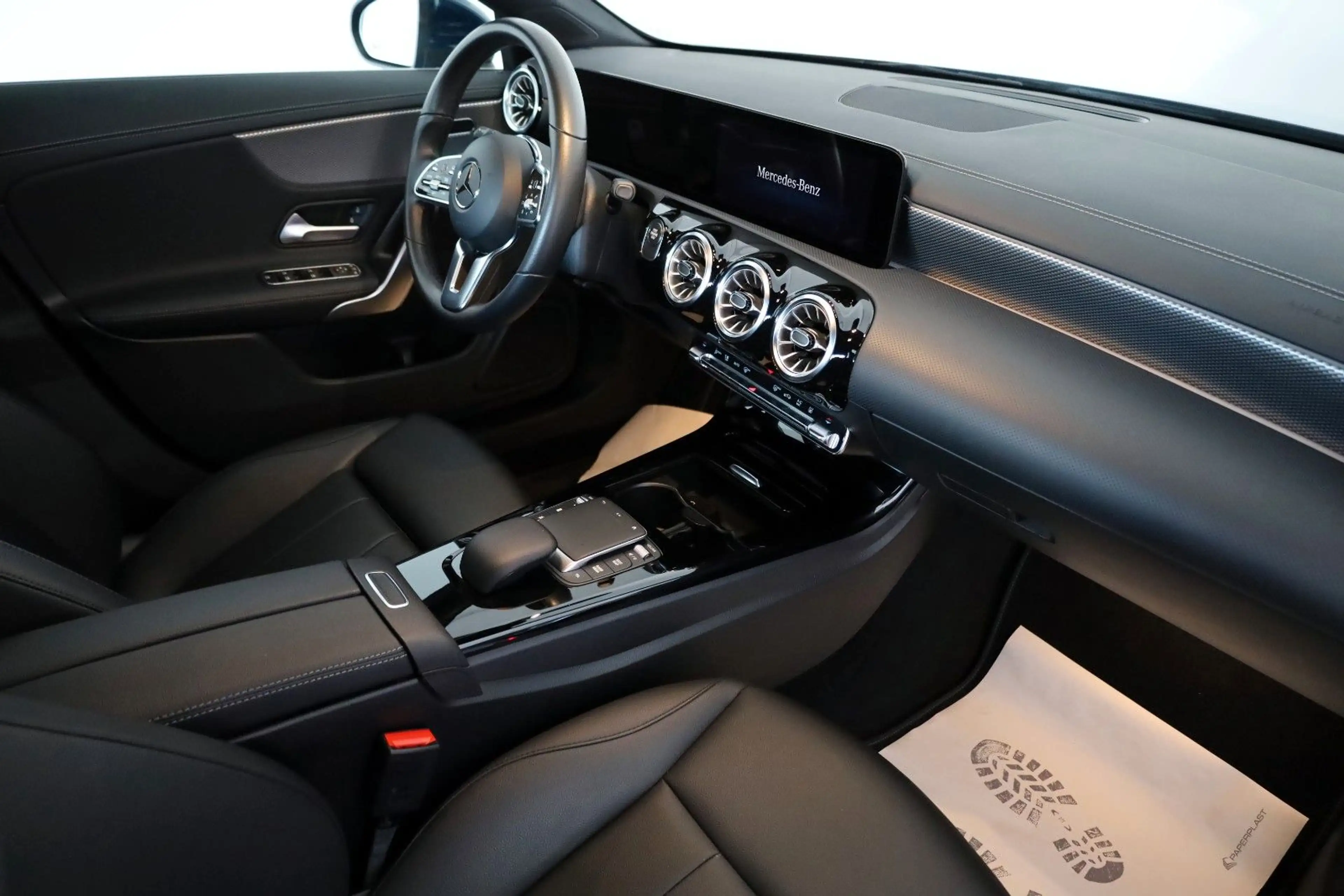 Mercedes-Benz CLA 250 e Coupé Leder,Navi,LED,Kamera,Park Paket — photo 3