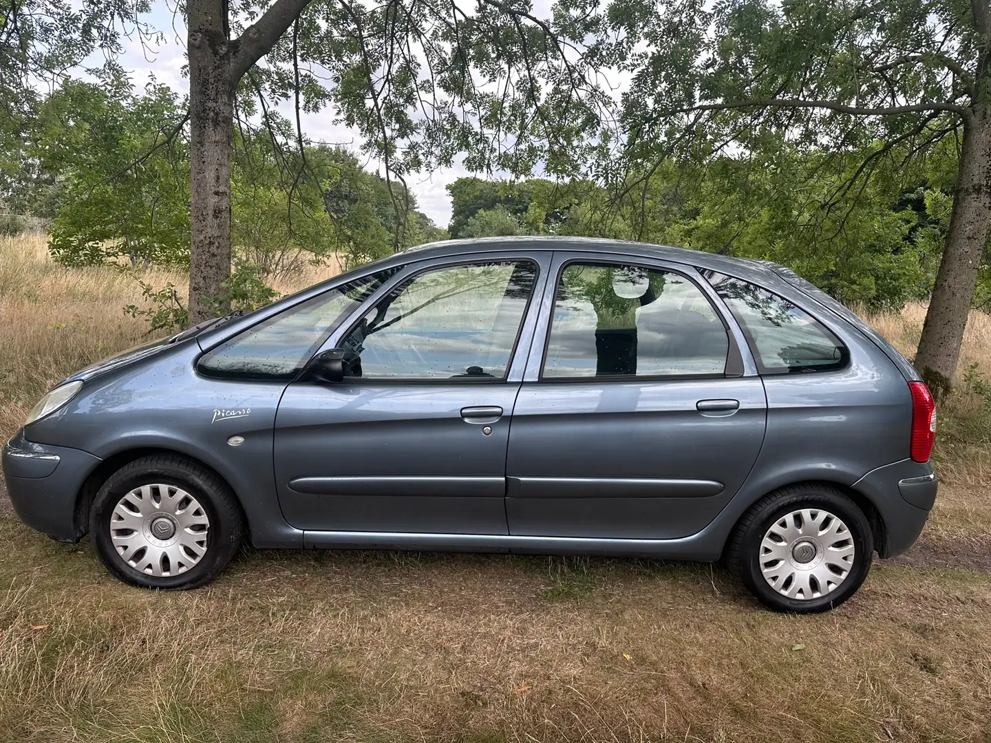 Citroen Xsara Picasso 2.0i-16V Image AUTOMAAT apk t/m 12-08-2026 Grijs - 2