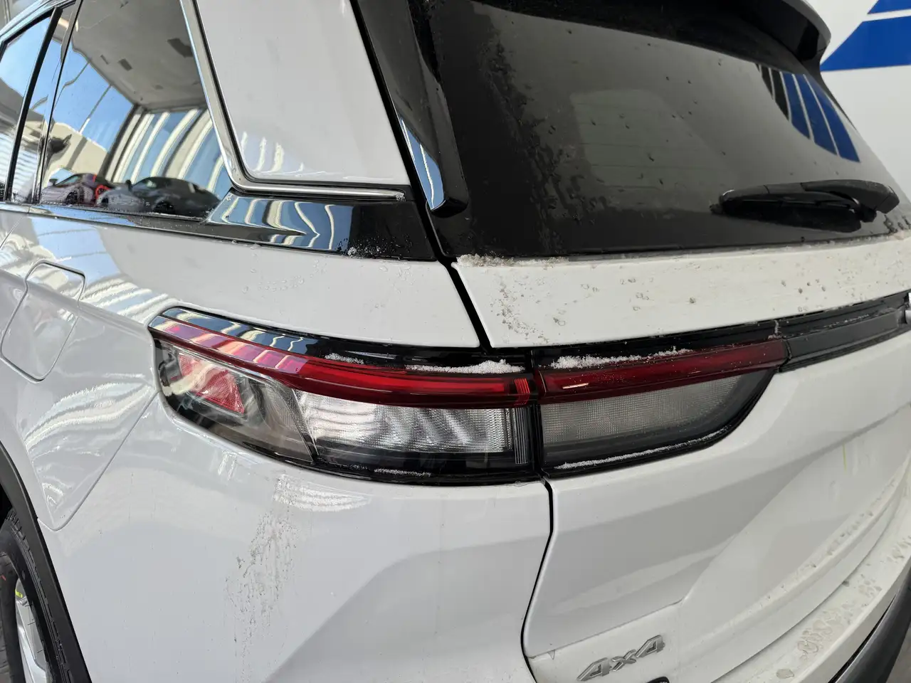 Jeep Grand Cherokee снимка Jeep Grand Cherokee