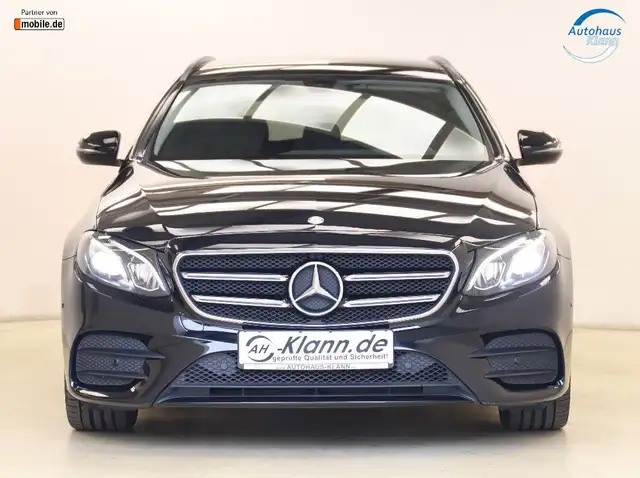 Mercedes-Benz E-Class view 2