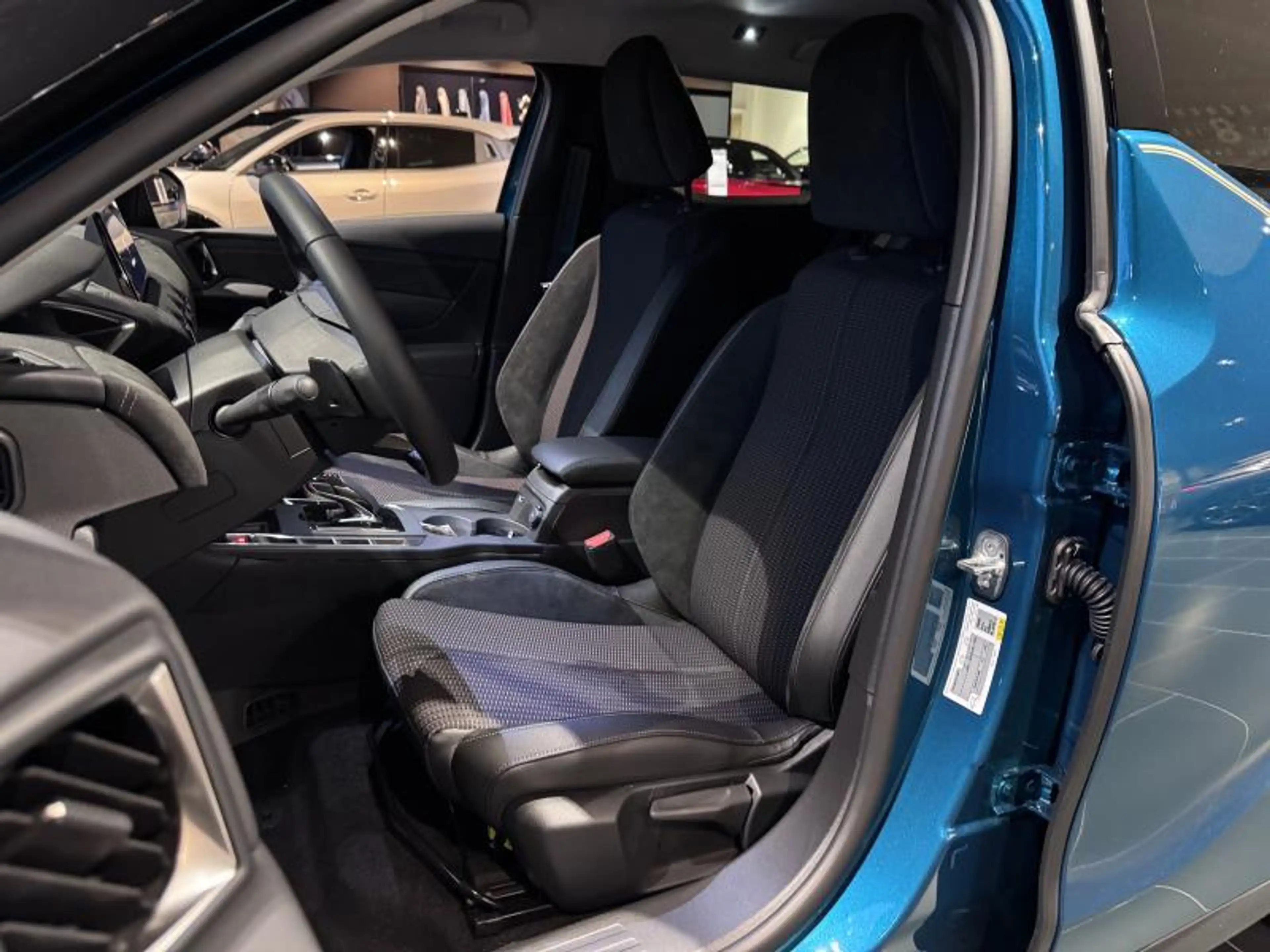DS Automobiles DS 3 DS3 Edition France / Hybrid — photo 8