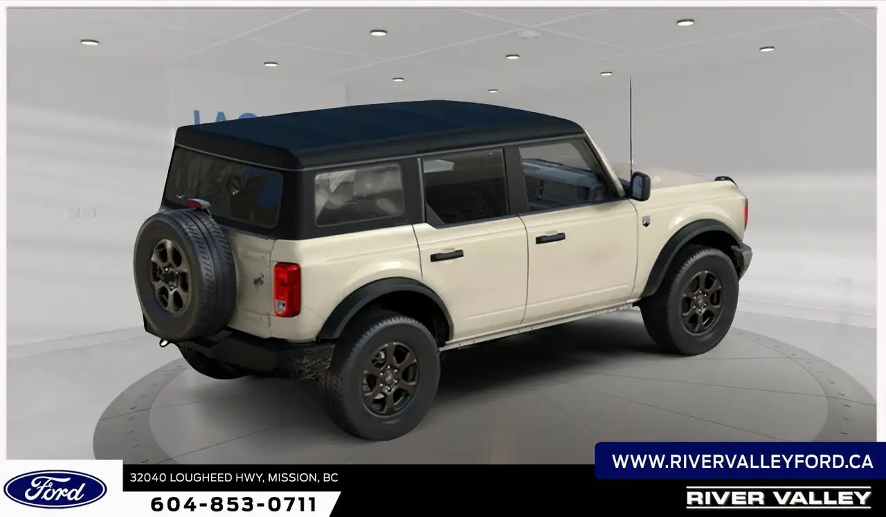 Ford Bronco снимка Ford Bronco