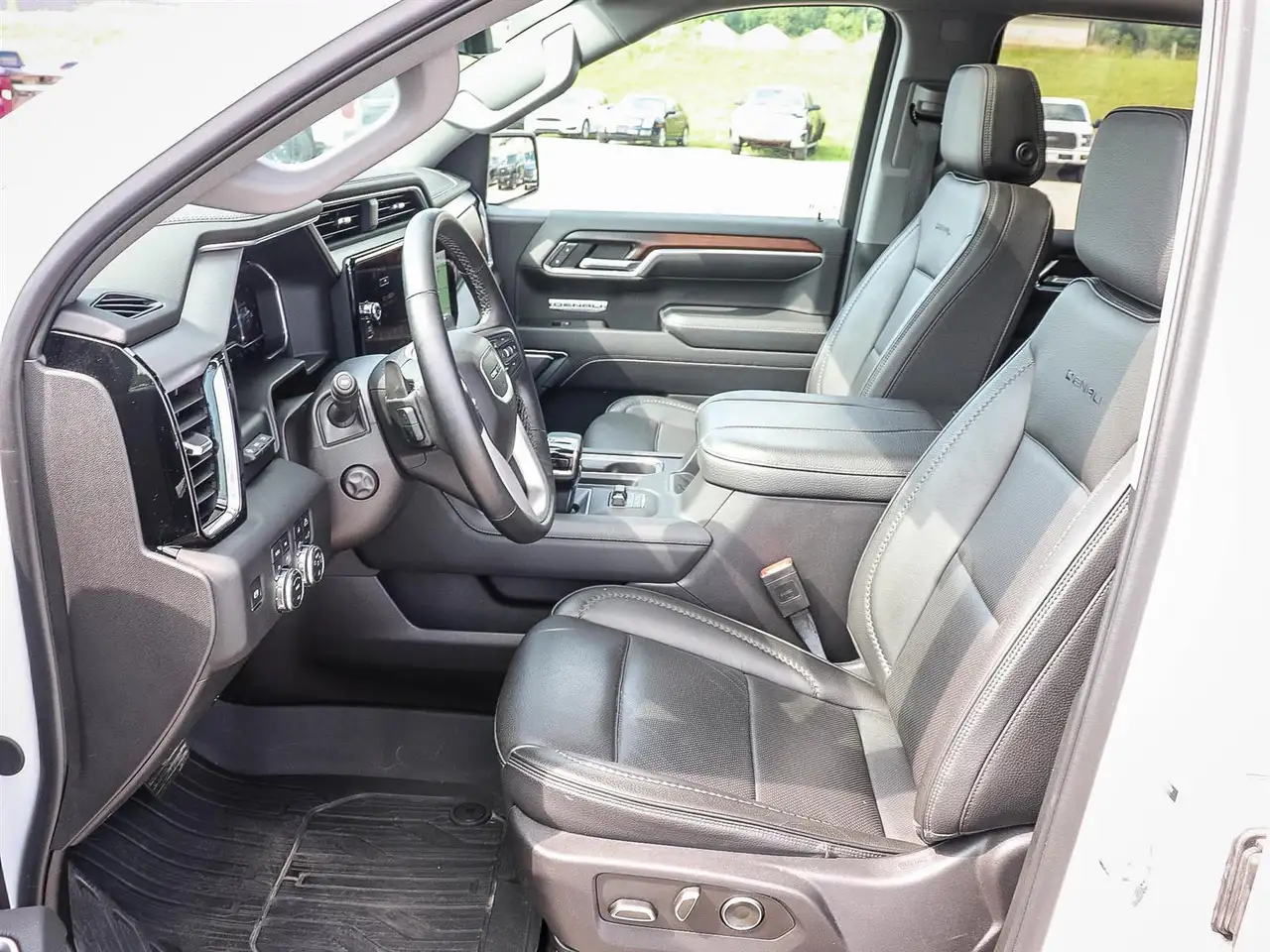 GMC Sierra 1500 fotografie GMC Sierra 1500