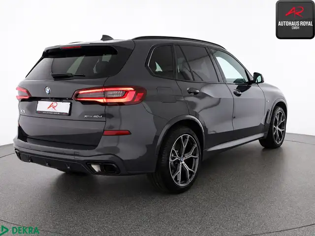 BMW X5 view 5