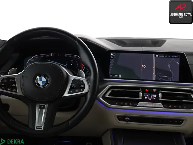 BMW X5 view 10