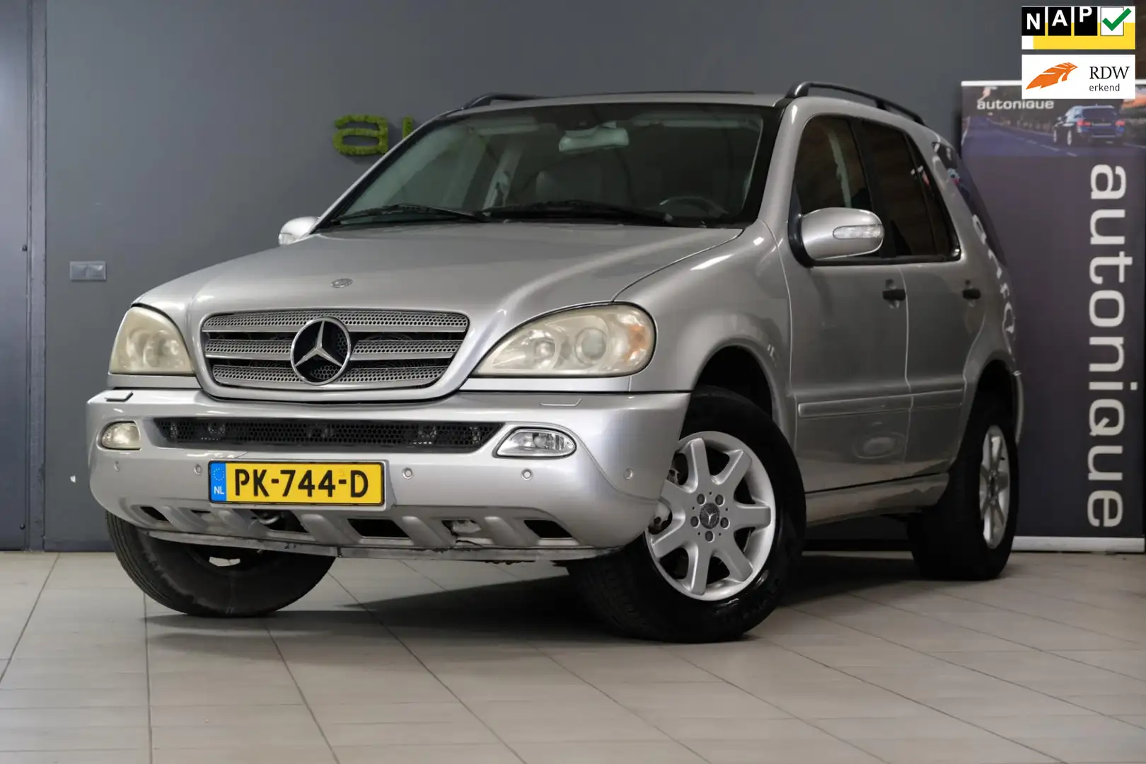 Mercedes-Benz ML 350 M-klasse *Leder/Navi/Schuifdak* |Youngtimer| APK 0 Grijs - 1